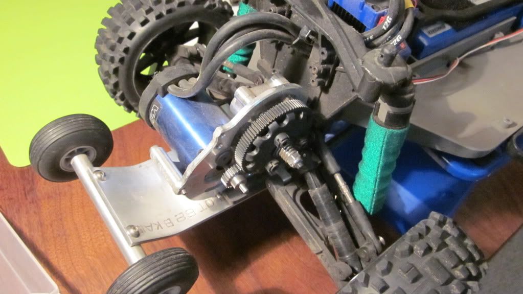 traxxas slash transmission assembly
