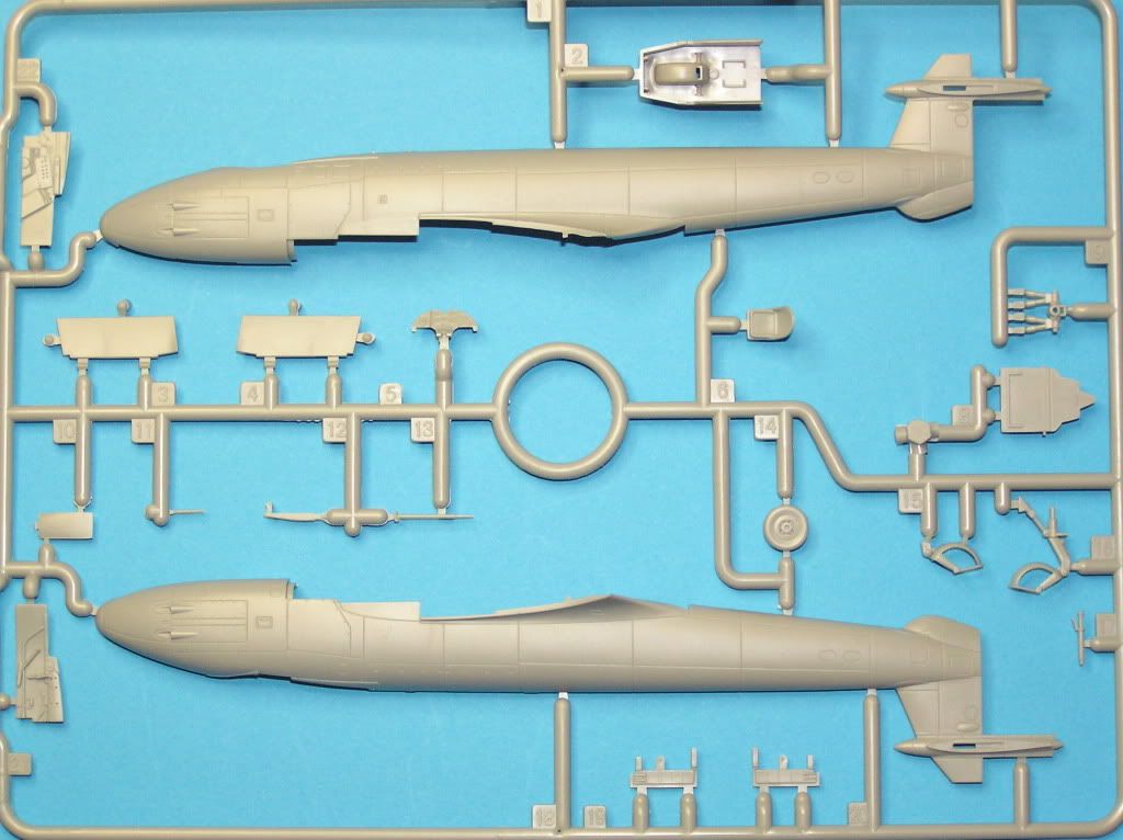 GlosterMeteorF3012.jpg