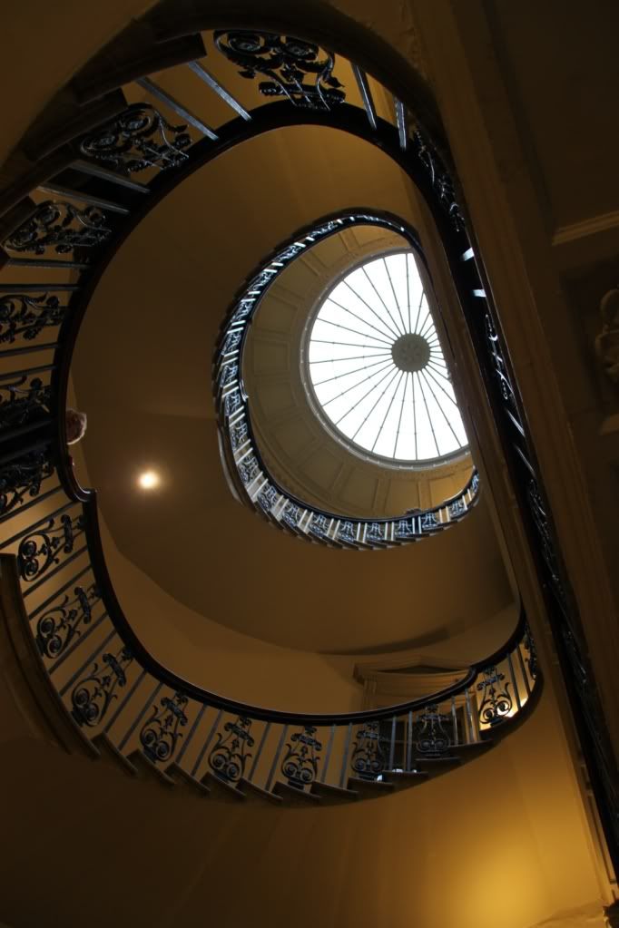 Courtland Gallery,Staircase