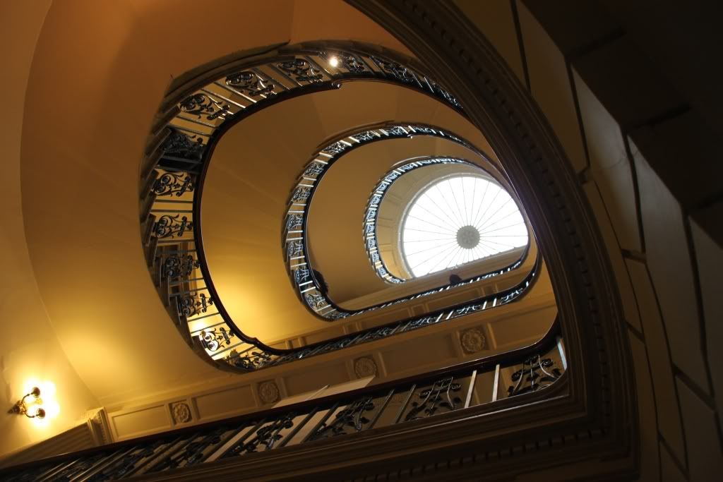 Courtland Gallery,Staircase