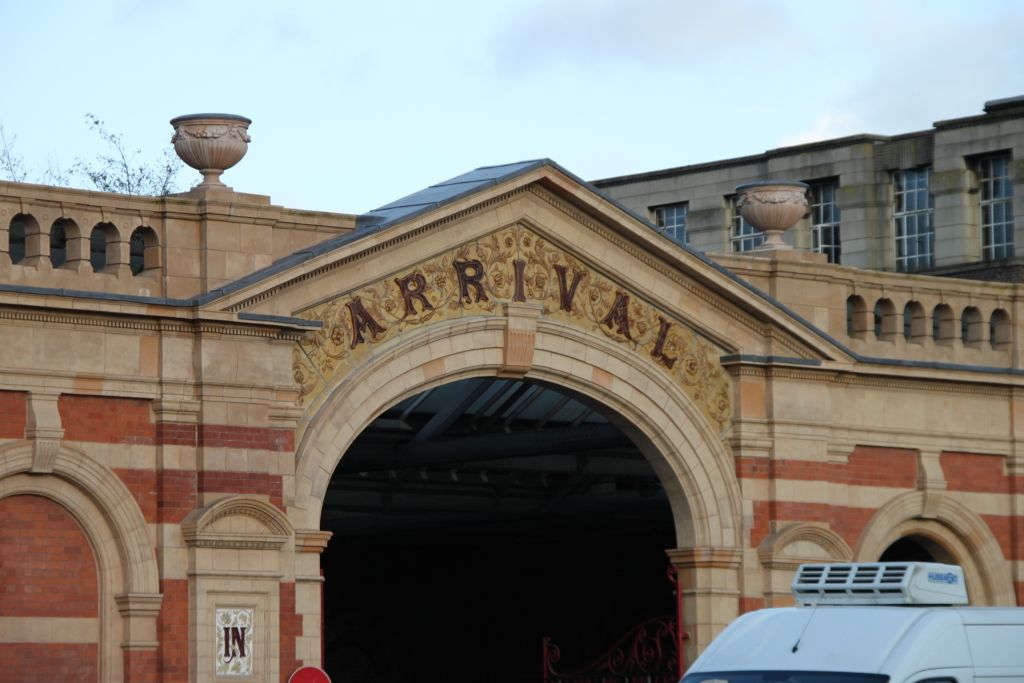 Leicester Train Station