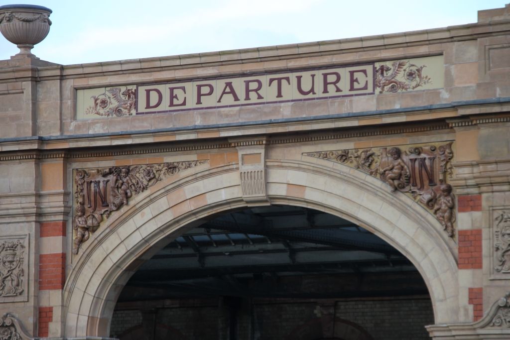 Leicester Train Station