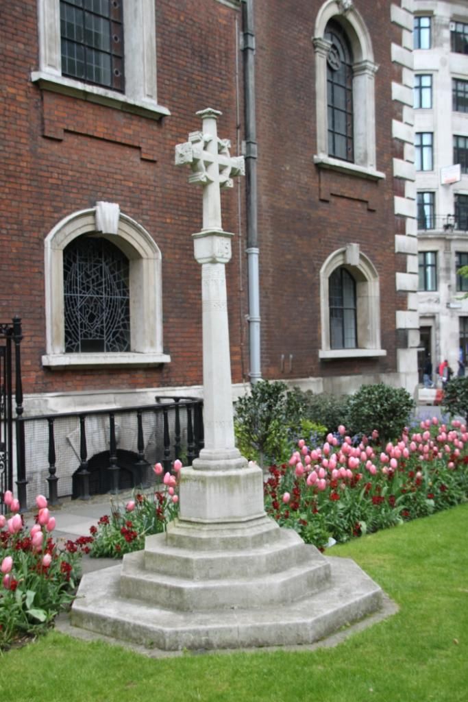 St. Botolph without Bishopsgate,London,Church