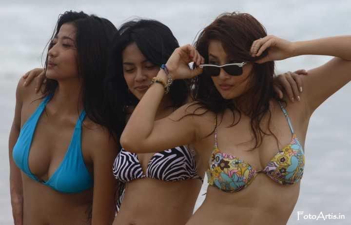 Hot Bikini  Masayu Anastasia,Lolita Putri,Adelia Rashia