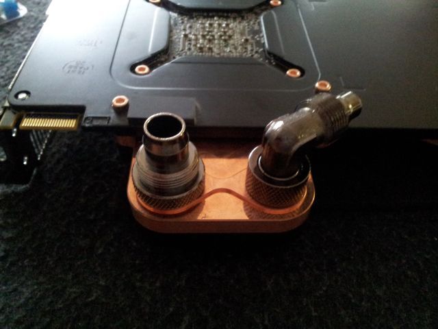 http://i903.photobucket.com/albums/ac240/Henkenator68NL/Alphacool%20Nexxos%206990%20Water%20block%20series/PhotoMountingWaterBlock6.jpg http://i903.photobucket.com/albums/ac240/Henkenator68NL/Alphacool%20Nexxos%206990%20Water%20block%20series/PhotoMountingWaterBlock6.jpg
